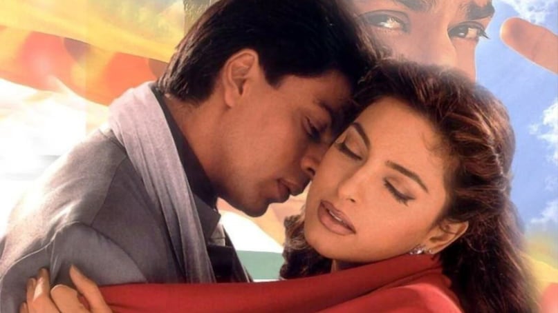 While speaking with one of his frequent co-stars, Preity Zinta, on her talk show Up Close And Personal With Preity Zinta, Shah Rukh opened up about Phir Bhi Dil Hai Hindustani, and shared that he considered it as one of the “biggest” flops of his career back then. He also discussed how heartbroken he was over its failure. 