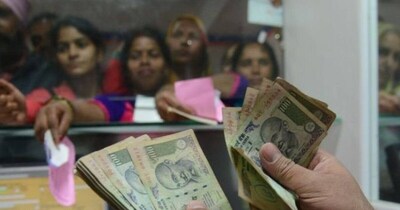 बैंकों ने पेनल्टी के नाम पर काटे ₹19,000 करोड़: क्या आपके पैसे भी कट रहे हैं?