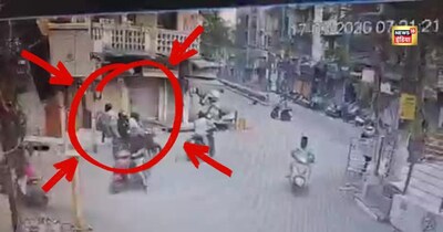 दिल्ली: स्कूटी सवार महिला से दिनदहाड़े सोने की चूड़ियां लूटीं, चोरों ने किया हमला