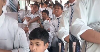 स्कूल बस में बच्चों का धमाल, Masoom Sharma के गाने पर झूमे, मास्टर जी भी मुस्कुराए.