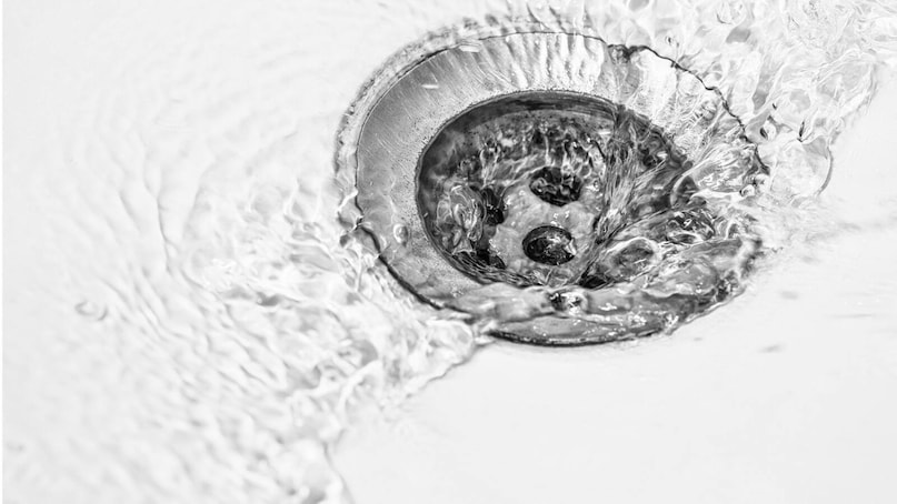 Why do wash basins have a small hole that you use every day, but do you know why?