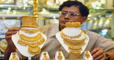 RBI Shock: Gold Loan Surge Hits Record 4.28 Trillion, Up 128% in a Year