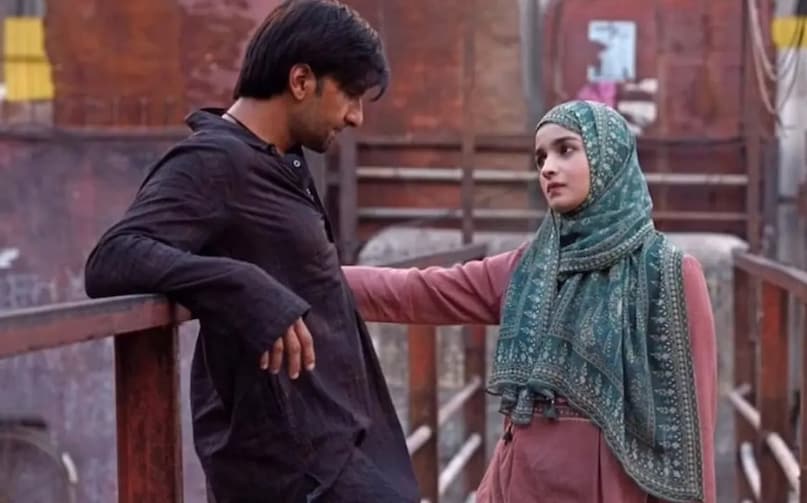 alia bhatt ranveer singh movies, alia ranveer films, ranveer singh alia bhatt movies list, alia ranveer movie list, आलिया भट्ट रणवीर सिंह फिल्में, आलिया रणवीर मूवीज, रणवीर सिंह आलिया भट्ट मूवीज, गली बॉय, रॉकी और रानी की प्रेम कहानी 