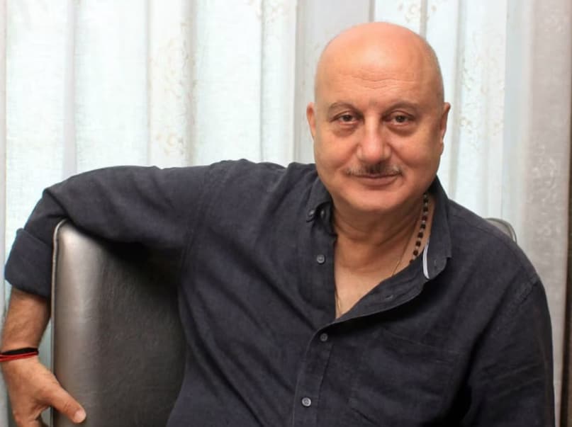 anupam kher, anupam kher birthday, anupam kher acting journey, anupam kher 500 films, anupam kher roles, अनुपम खेर, अनुपम खेर बर्थडे, अनुपम खेर फिल्में, अनुपम खेर रोल्स, अनुपम खेर न्यूज
