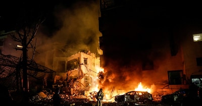 ईरान के इस मिसाइल अटैक से इजरायली राजधानी तेल अवीव में जनरल स्टाफ मुख्यालय को नुकसान पहुंचा है.