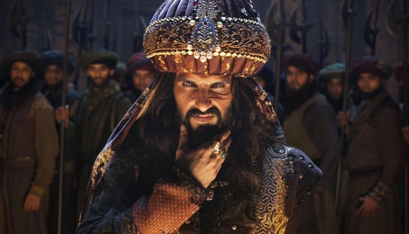 ranveer singh hit movies, ranveer singh super hit movies, ranveer singh hit films, ranveer singh movies box office collection, dhurandhar, dhurandhar 2, रणवीर सिंह, रणवीर सिंह हिट फिल्में, रणवीर सिंह सुपरहिट मूवीज, धुरंधर मूवी, धुरंधर 2 फिल्में