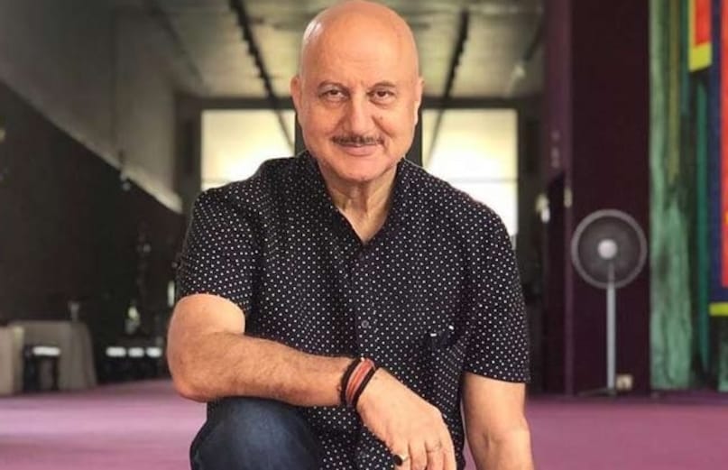 anupam kher, anupam kher birthday, anupam kher acting journey, anupam kher 500 films, anupam kher roles, अनुपम खेर, अनुपम खेर बर्थडे, अनुपम खेर फिल्में, अनुपम खेर रोल्स, अनुपम खेर न्यूज