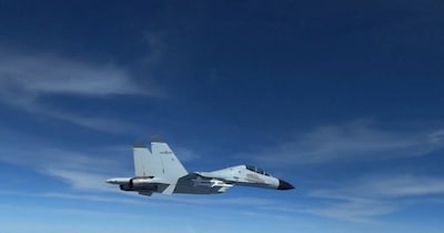 एडवांस फाइटर जेट के मामले में भारत पड़ोसी देश चीन से लगातार प‍िछड़ता जा रहा है. बीजिंग ने 6th जेनरेशन के लड़ाकू विमान का पीक्षण कर रहा है. (फाइल फोटो/Reuters)