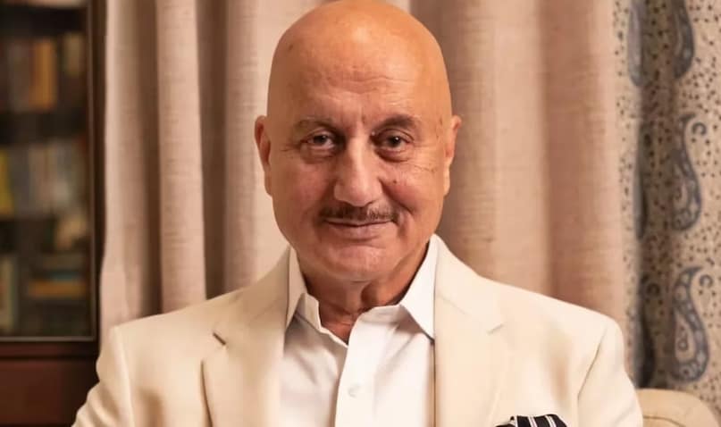 anupam kher, anupam kher birthday, anupam kher acting journey, anupam kher 500 films, anupam kher roles, अनुपम खेर, अनुपम खेर बर्थडे, अनुपम खेर फिल्में, अनुपम खेर रोल्स, अनुपम खेर न्यूज