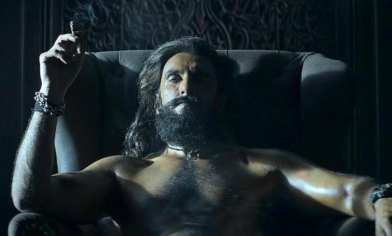 dhurandhar 2, dhurandhar 2 the revenge, dhurandhar 2 paid previews, dhurandhar 2 global pre sales, aditya dhar movie dhurandhar 2 collection, धुरंधर 2 एडवांस बुकिंग, धुरंधर 2 एडवांस बुकिंग प्री सेल्स, आदित्य धर फिल्म, धुरंधर 2 एडवांस बुकिंग कलेक्शन, रणवीर सिंह मूवी 