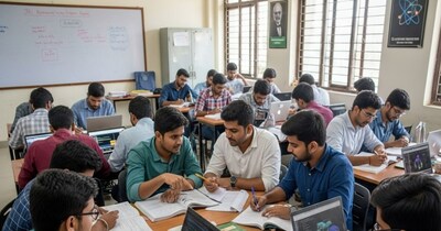 छात्रों का कहना है कि AI के बढ़ते इस्तेमाल की वजह से उन्हें अपने भविष्य को लेकर डर लगने लगा है.