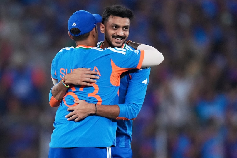 India vs New Zealand T20 World Cup Final, Highest Score in T20 World Cup Final, Sanju Samson 1000 T20I Runs Record, Sanju Samson breaks Virat Kohli World Cup Record, Abhishek Sharma fastest 50 in T20 WC Final, India 92 Runs in Powerplay Record, India first host to win T20 World Cup, Team India 3rd T20 World Cup Trophy, Dozens of Records broken in Ahmedabad Final, Sanju Samson vs MS Dhoni T20 Stats, भारत के रिकॉर्ड 