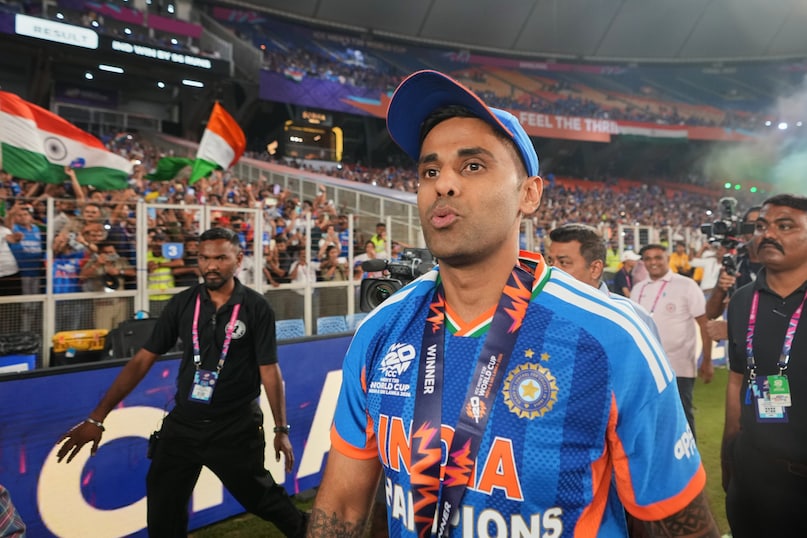 5 ক্রিকেটার অবসর নিতে পারেন, সূর্যকুমার যাদব, বাবর আজম, গ্লেন ম্যাক্সওয়েল, আদিল রশিদ মোহাম্মদ নবী, সূর্যকুমার যাদব শীঘ্রই অবসর নিতে পারেন, বাবর আজম অবসর নিতে পারেন টি-টোয়েন্টি ক্রিকেট, বিশ্বের 5 ক্রিকেটার শীঘ্রই অবসর নিতে পারেন, 5 ক্রিকেটার শীঘ্রই অবসর নিতে পারেন, সূর্যকুমার আজম, বাবর আজম, বাবর আজম।  