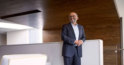 शांतनु नारायण साल 1998 में एडोब से जुड़े थे. 