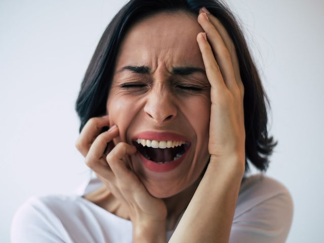 বাইপোলার ডিসঅর্ডার কি? মেজাজের পরিবর্তন সবচেয়ে বড় লক্ষণ, এগুলিকে উপেক্ষা করবেন না।