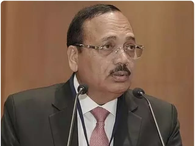 एसिड अटैक के केस पेंडिंग क्यों? CJI ने हाईकोर्ट से मांगा एक्शन प्लान