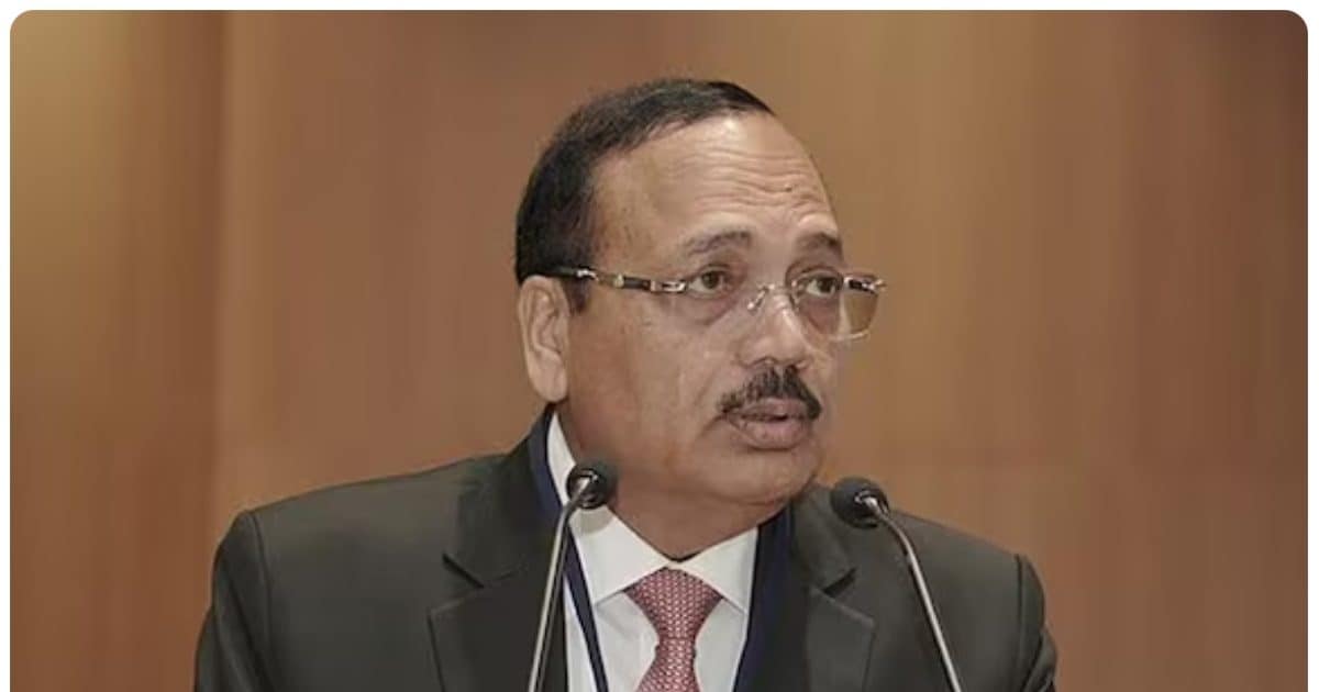 फैमिली कोर्ट में जज-वकील न पहनें काला कोट, पुलिस भी वर्दी में नहीं आएं; CJI सूर्यकांत ने क्यों दिया ये सुझाव?