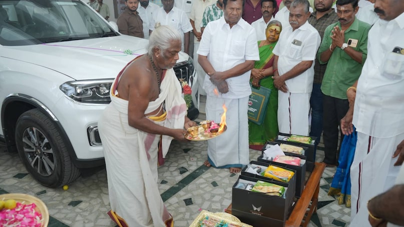 Car Gift Controversy Tamil Nadu Car Gift Controversy Tamil Nadu