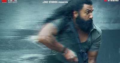 'धुरंधर' में कई सारे गानों का रीमेक है. 