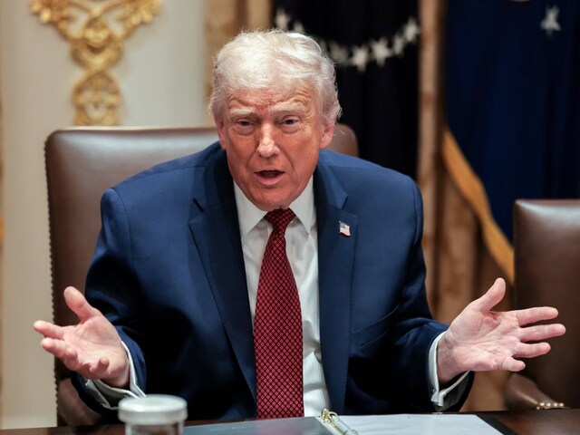 ट्रंप ने फोड़ा 'तेल बम', बोले- ईरान ने माफी मांगी और 10 ऑयल टैंकर भी भेजे