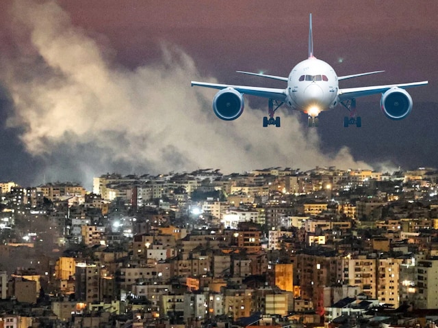 UAE में फंसे भारतीयों के लिए खुशखबरी, 4 स्पेशल फ्लाइट्स से होगी घर वापसी