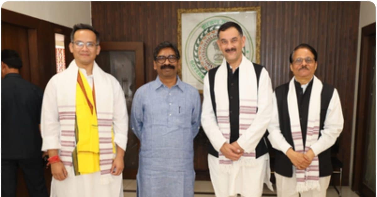 असम में बीजेपी के खिलाफ चक्रव्यूह! कांग्रेस-झामुमो ने खेला सियासी दांव, लाखों आदिवासी बदलेंगे सत्ता की चाबी