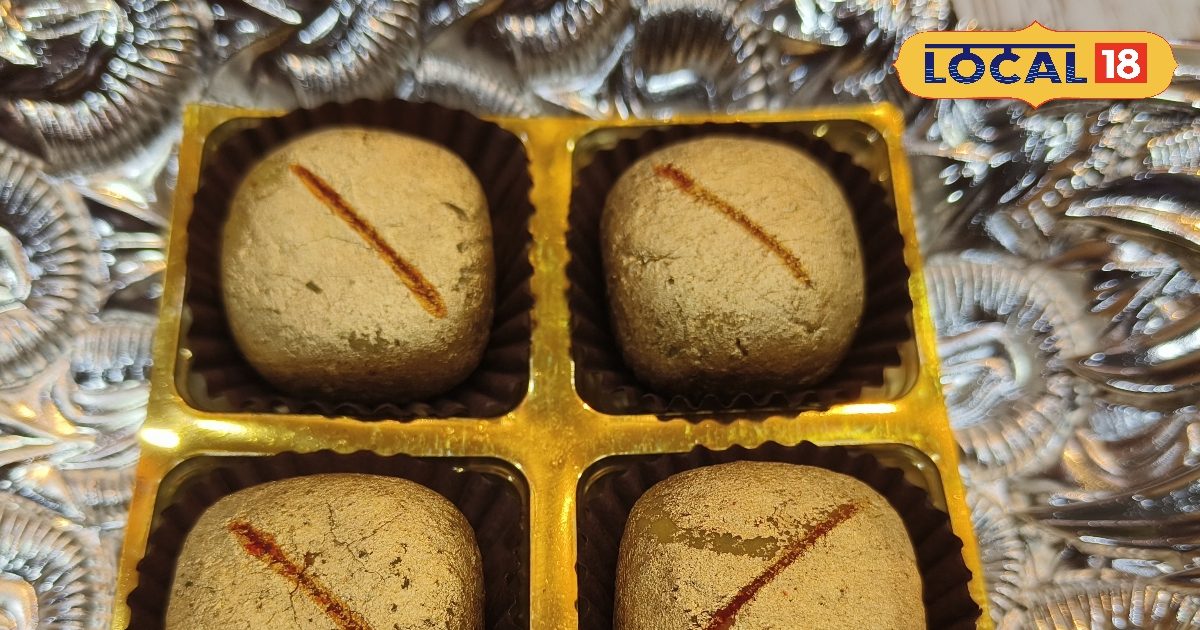 बाप रे बाप! ₹38000 किलो की मिठाई, 24 कैरेट सोने से दिल्ली में यहां होती है तैयार