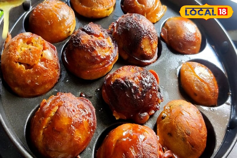 उन्नई अप्पम ​केरल की यह छोटी और गोल मिठाई चावल, गुड़, केला और नारियल के टुकड़ों से बनाई जाती है। यह बाहर से क्रिस्पी और अंदर से बहुत नरम होती है।