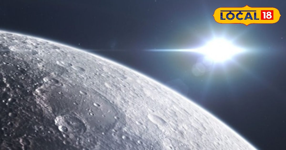 Mithun Rashifal: चंद्रमा का गोचर और त्रिग्रही युति से मिथुन राशि वालों का भाग्य देगा साथ