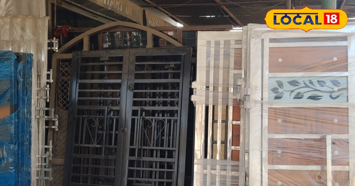 Door Designs: घर के दरवाजों के शानदार और खूबरसूरत डिजाइन, कीमत भी नहीं ...