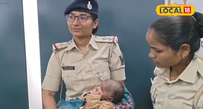 बिहार पुलिस का है ये भी एक चेहरा मां की तरह लावारिस बच्चे को गोद मे लिए अस्पताल