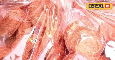 मुरादाबाद की महिलाओं का कमाल, गाय के गोबर और फूलों से बनाई 'हवन टिकली'