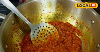 कढ़ाही में ऐसे भूनें जीरा, प्याज और टमाटर, सब्जी का स्वाद हो जाएगा दोगुना