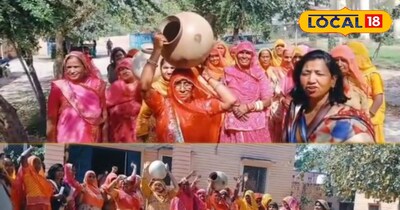 एईएन ऑफिस के बाहर मटकियां फोड़कर किया प्रदर्शन