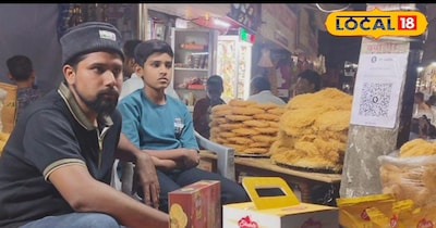 Gumla Markets Buzz for Eid, Sarhul, Ramnavami; Thana Road is Shopping Hotspot