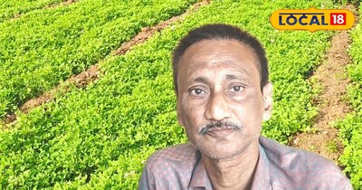 जानकारी देते किसान अखिलेश 