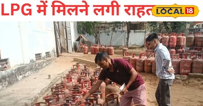 जयपुर के गैस गोदामों पर भरपूर हो रही हैं गैस सिलेंडरों की आवक। 