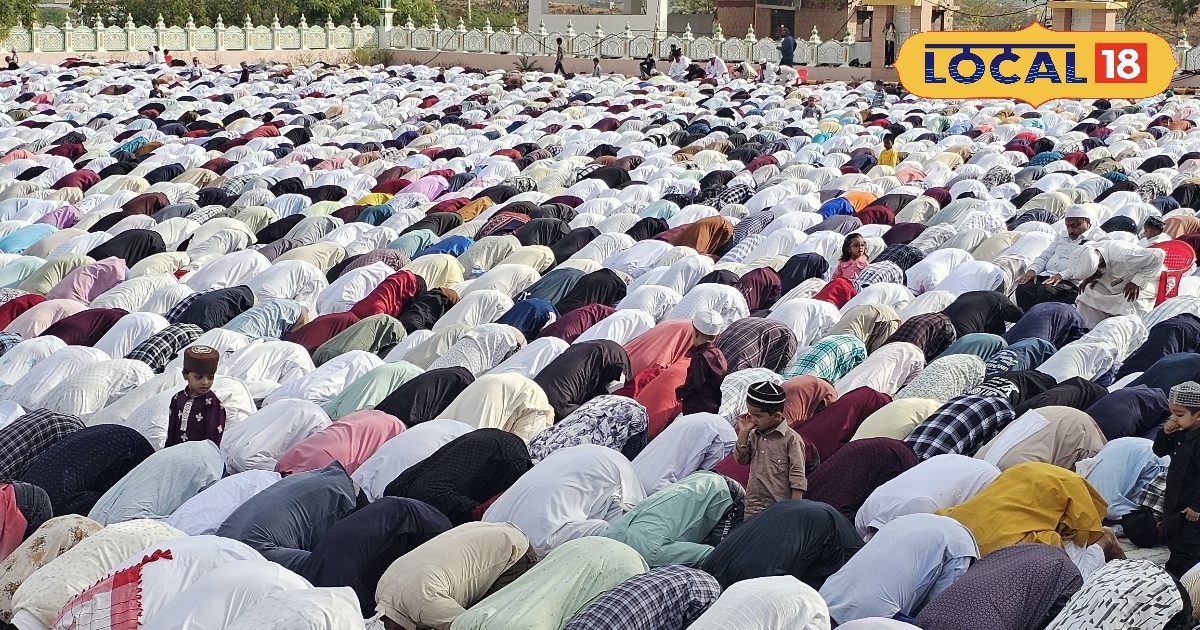 ईद की नमाज में गूंजा अमन का पैगाम! हजारों शीश झुके, ईरान-इजरायल तनाव को लेकर मांगी गईं खास दुआएं