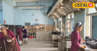 सिलेंडर की समस्या जो या कुछ और जबतक जीविका के हाथों में है रसोई सदर अस्पताल के म