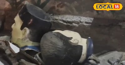 बिस्मिल-अशफाक की प्रतिमाओं पर बुलडोजर एक्शन से भड़के लोग