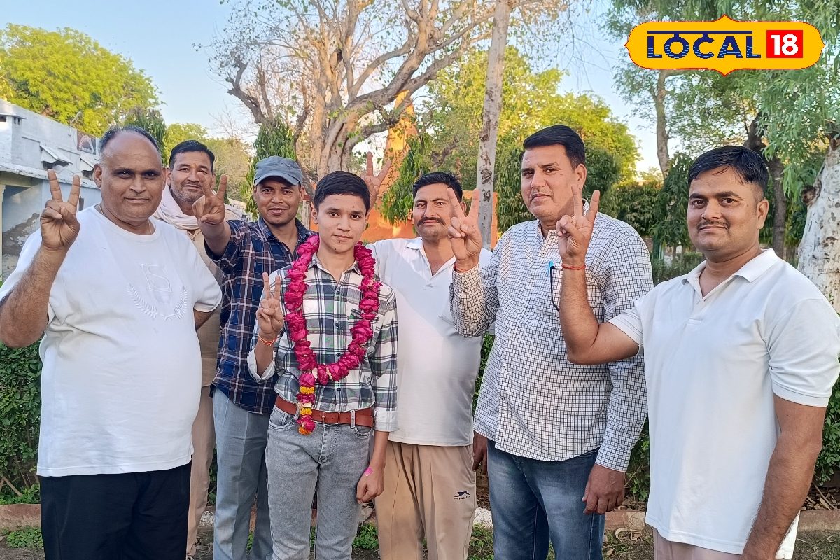 ये है धौलपुर का होनहार बेटा, बोर्ड में 97.33% अंक के साथ बना टॉपर, बता दिए सारे राज