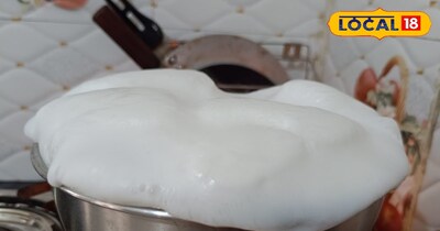 दूध को अच्छी तरह उबालें। उबालने के बाद उसे तुरंत ठंडा करें