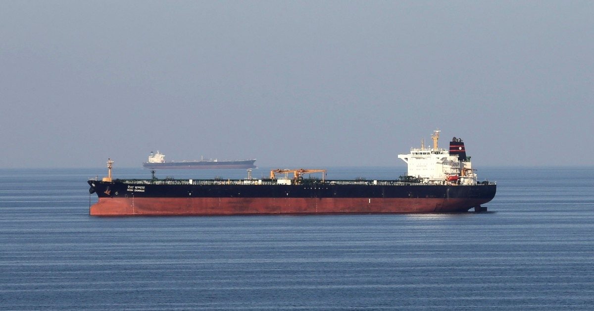 LPG tanker Green Sanvi crosses Strait of Hormuz | होर्मुज से भारत के लिए आई खुशखबरी, 45 हजार टन LPG लेकर आ रहा एलपीजी टैंकर ग्रीन सान्वी