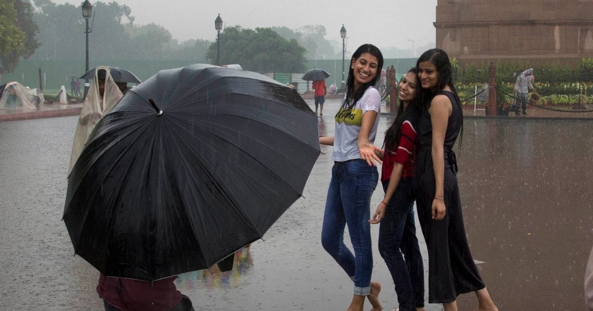 दिल्‍लीवालों हो जाओ सावधान! 15 मार्च को बदल जाएगा मौसम, घर से निकलते वक्‍त छाता रखना भूले तो आएगी मुसीबत