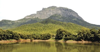 भारत की पहली झील सुदर्शन लेक है, जो गुजरात के जूनागढ़ में हुआ करता था.