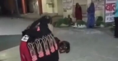 झाँसी में लड़कियों की मारपीट का वीडियो वायरल, 'रागिनी गद्दारी पसंद नहीं है मोए' की गूंज