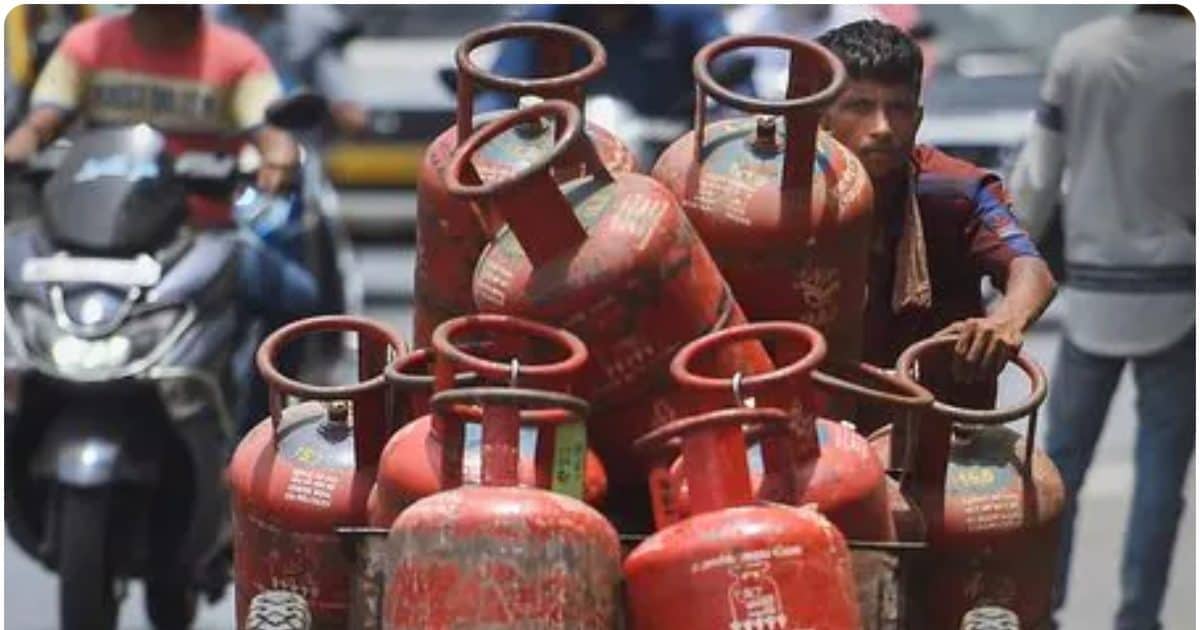 आपदा में सरकार ने बना लिया मौका, 3 लाख लोगों ने तो तुरंत उठा लिया फायदा, हजारों कतार में