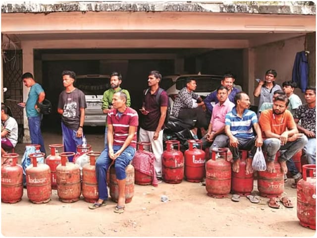 पश्चिम एशिया तनाव:समुद्र में भारतीय जहाज सुरक्षित, पेट्रोल-डीजल की किल्लत नहीं