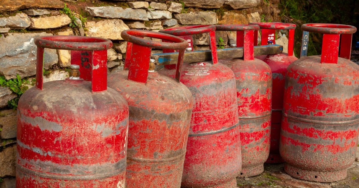 LPG सिलेंडर नियमों में बड़े बदलाव: केंद्र सरकार के 5 फैसलों से आप पर कितना असर? डिटेल