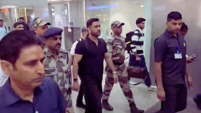 MS Dhoni, MS Dhoni Net Worth, MS Dhoni salary, MS Dhoni salary, MS Dhoni monthly income, MS Dhoni yearly income, MS Dhoni life styles, MS Dhoni luxury life styles, MS Dhoni house, MS Dhoni car collection, MS Dhoni, Dhoni Networth, Dhoni Salary, Dhoni Luxury Life Style